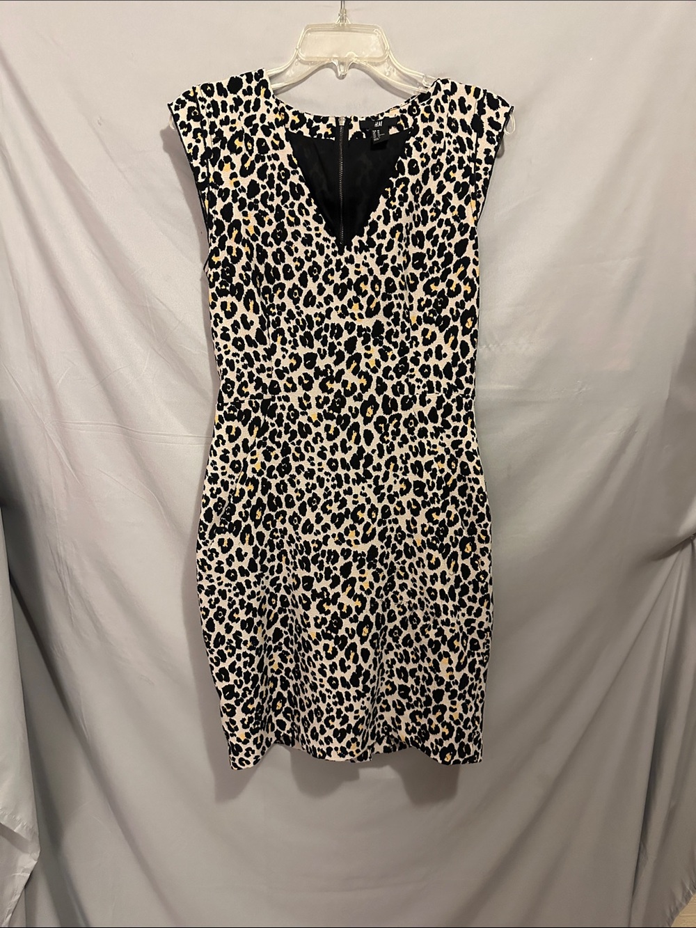 H&M Leopard Print V-Neck Sheath Dress - Black & Cream with Tan Spots